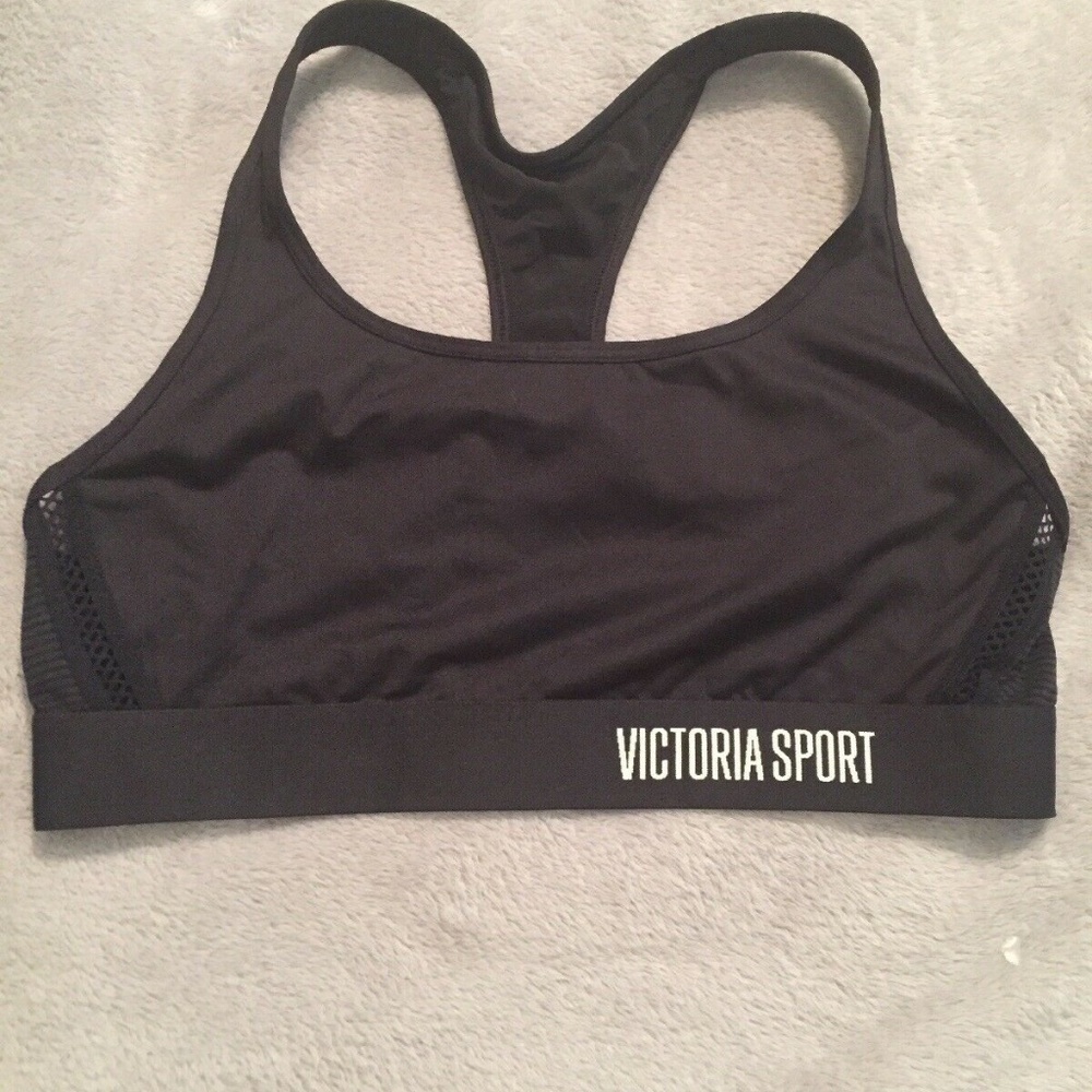 Victoria Sport The Player Racerback Bra Large